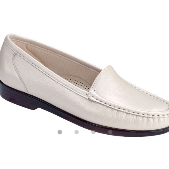 SAS Simplify Slip On Loafer size 8.5 - Picture 1 of 8